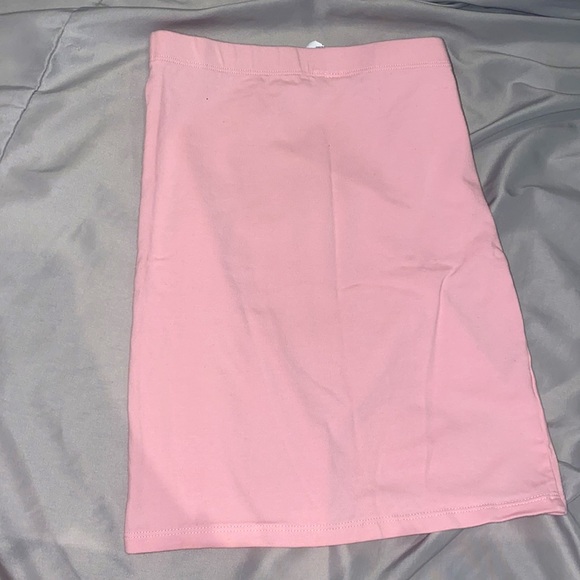 Champion skirt - Picture 2 of 2